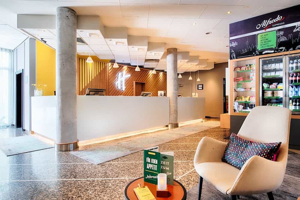 Holiday Inn Munich South Holiday Inn Munich South