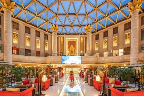 โรงแรมเฟยเทียน (Feitian Hotel)0