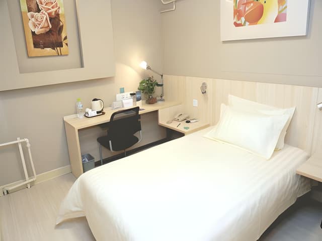 Guestroom - Single Occupancy (No Window)