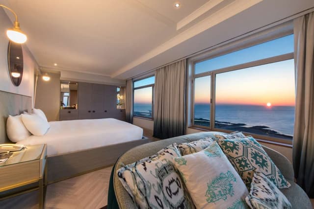 SKYLINE SUITE
