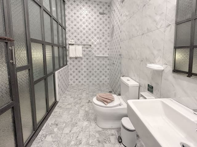 Urban Deluxe