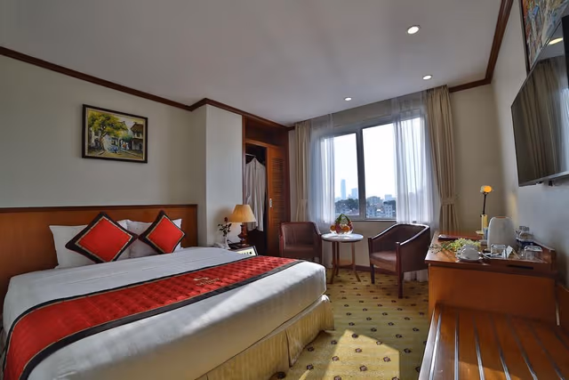 Deluxe (Double Bed)