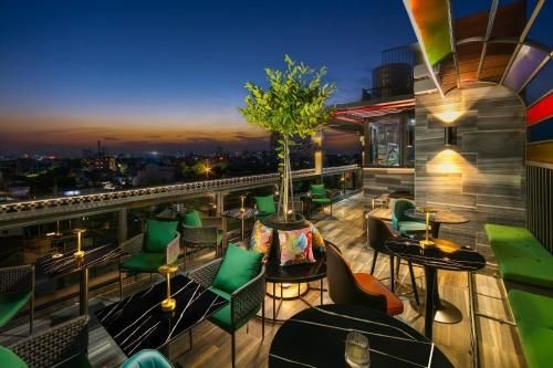 ออโรร่า เซ็นทรัล โฮเทล (Aurora Central Hotel)2