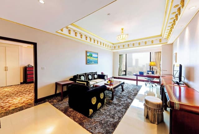 Executive Suite