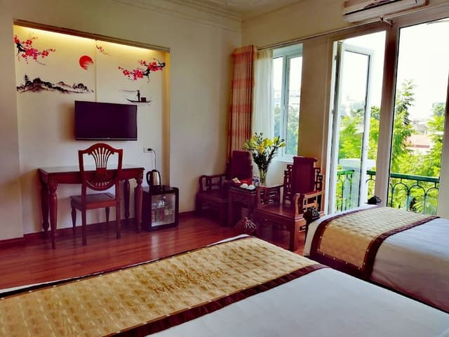 Family Suite, Balcony, City View