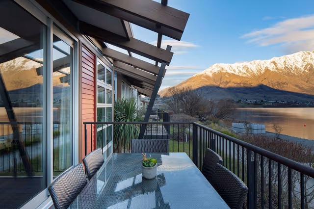 Apartment, 3 Bedrooms, Balcony, Lake View