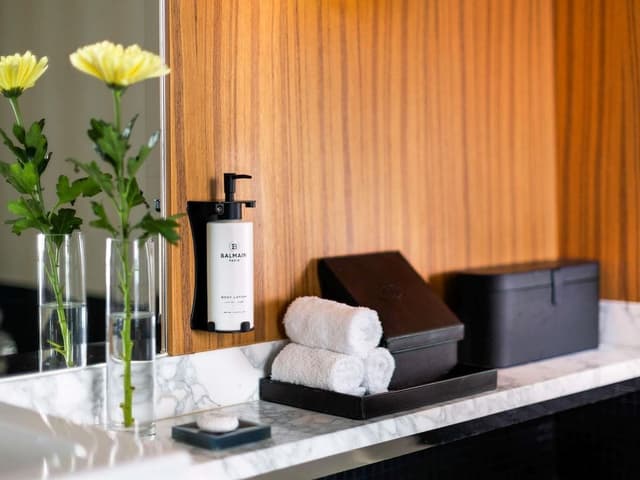 Deluxe Suite, 1 King Bed (Club Millesime access)