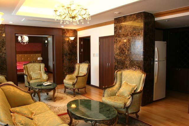 Royal Suite