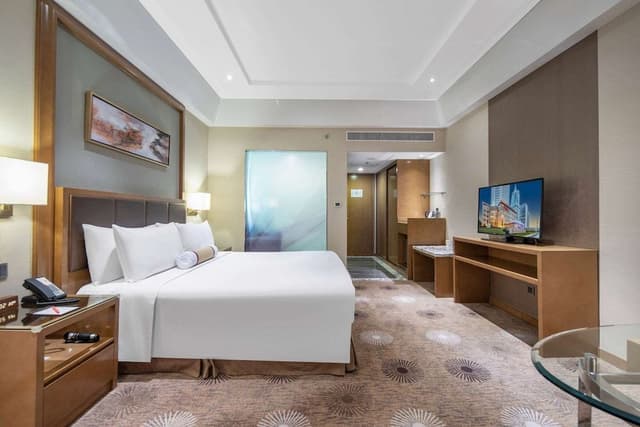 Executive Room, 1 King Bed, Non Smoking