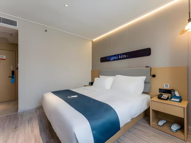 Dossen - Standard Bed Room