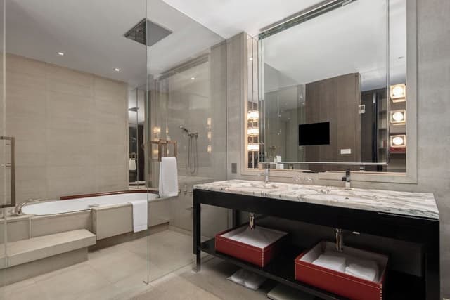 Bund View Suite