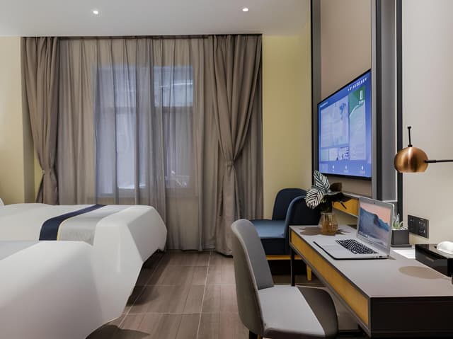 Twin Superior Room