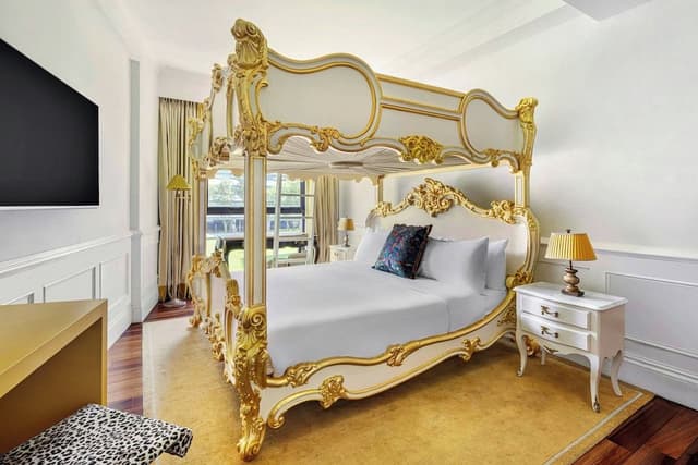 Royal Suite, 1 Double Bed, City View
