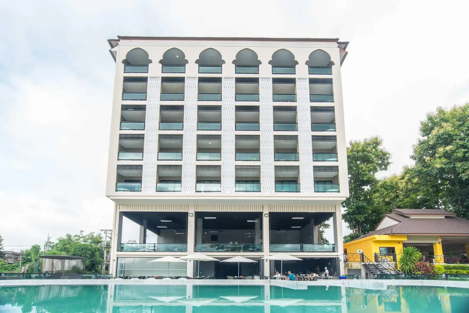 โรงแรมเชียงของ ทีค การ์เดน ริเวอร์ฟรอนต์ ออนเซ็น โรงแรมเชียงของ ทีค การ์เดน ริเวอร์ฟรอนต์ ออนเซ็น