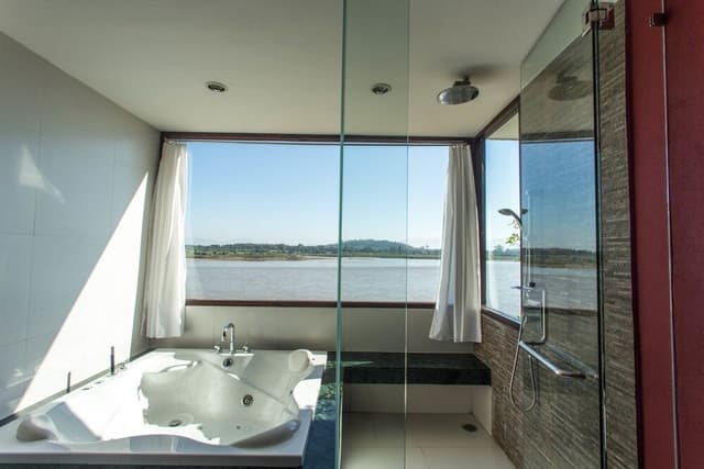 Executive Suite River View