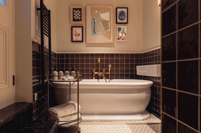 Hideout Suite