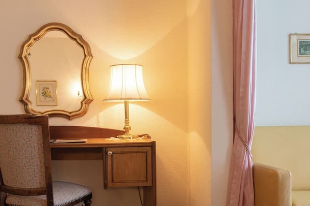 Junior Twin Room, Balcony, Lake View