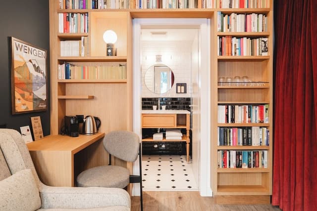 Privilege room