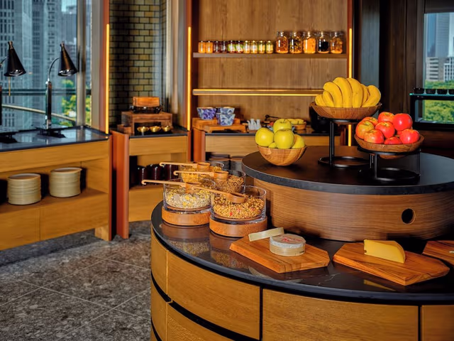 Suite (Ambassador)