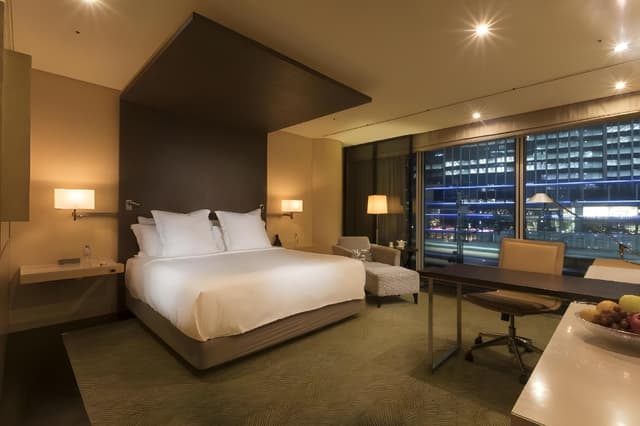 Deluxe King Room