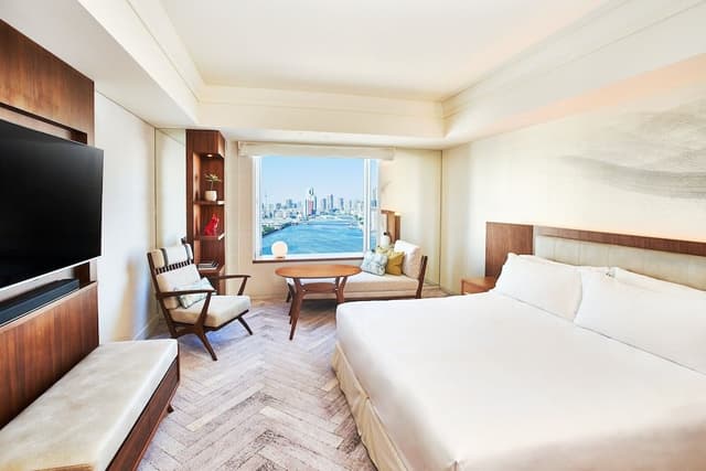 Classic Room, 1 King Bed, Club Lounge Access, Bay View (Japanese)