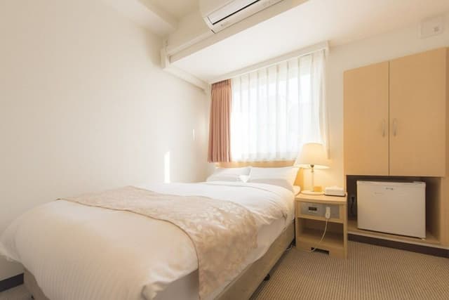 Semi Double Room, Non Smoking