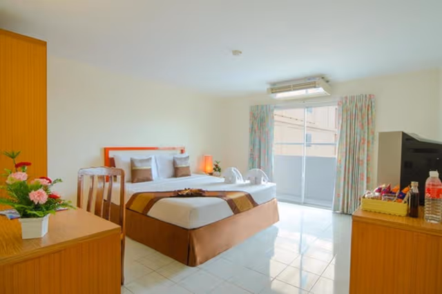 Deluxe King Room