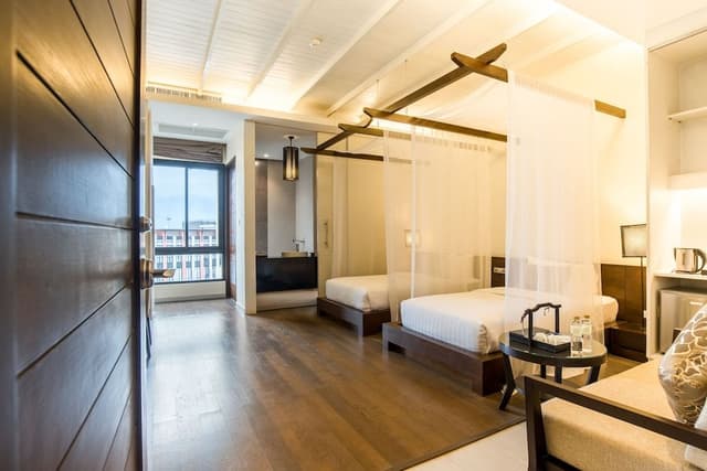Grand Deluxe Room