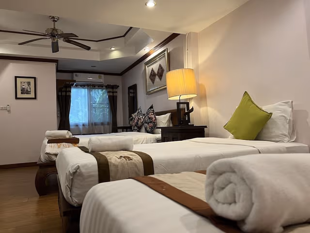 Family Room, 1 Bedroom
