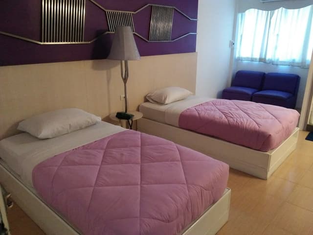 Chic Deluxe