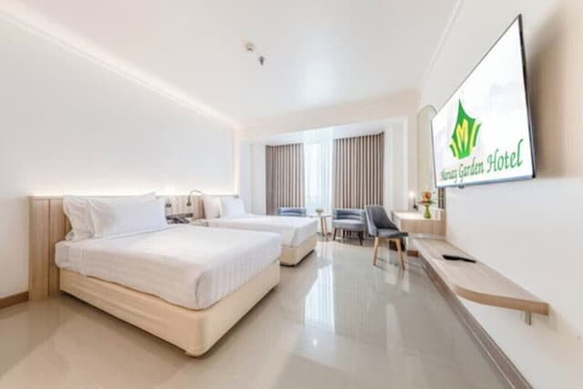Premium Deluxe Room