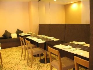 โรงแรม อะโฟร์ดิเต้ อินน์ บางกอก (Aphrodite Inn Hotel)2
