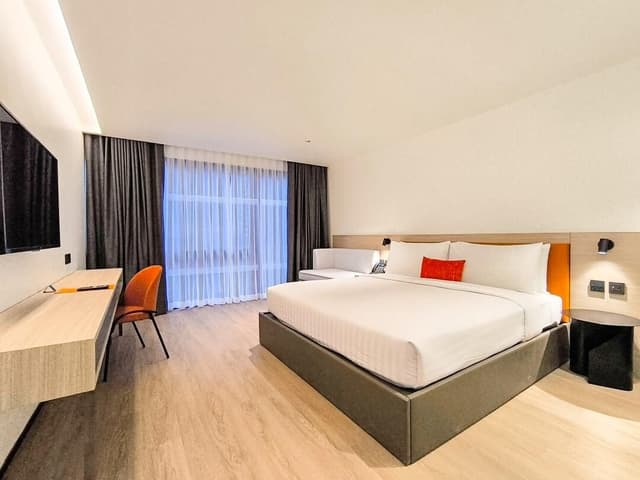 Premier Connecting Room