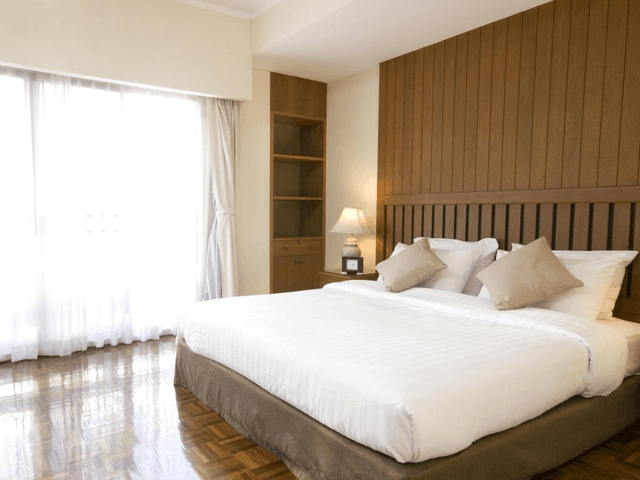 One Bedroom Suite