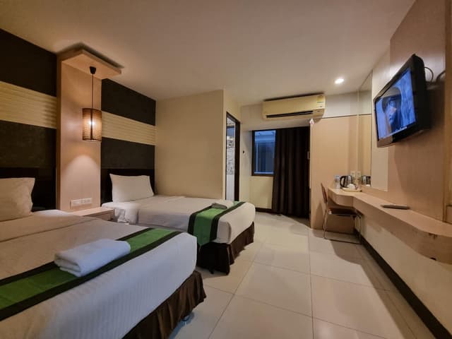 Deluxe Triple Room