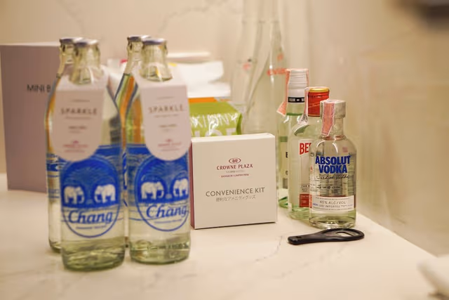 Junior Suite, 1 King Bed, Smoking, Kitchenette (Lumpini View)