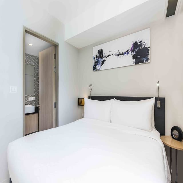 Studio Grand Deluxe