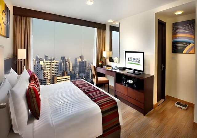 Deluxe Suite