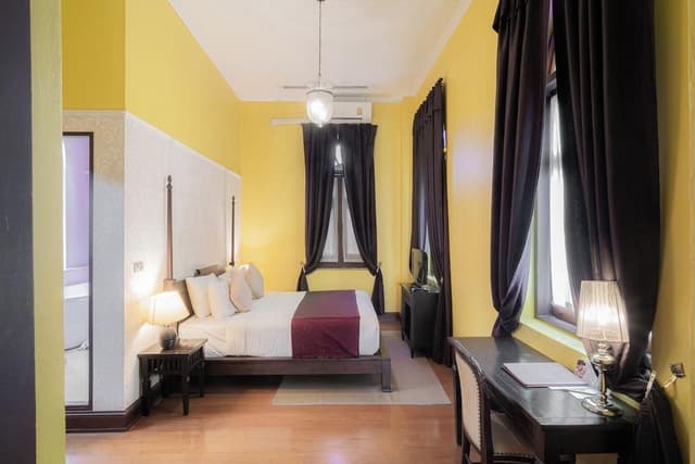 Junior Suite, 1 King Bed