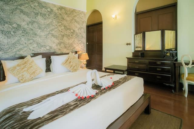 Luxury Suite, River View (Chao Praya)