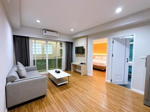 Executive Suite