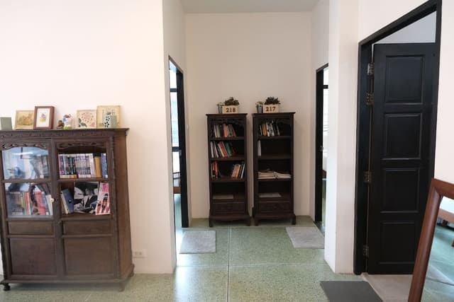Superior Family Room with Shared Bathroom