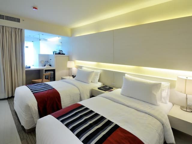 Grand Deluxe Twin Room