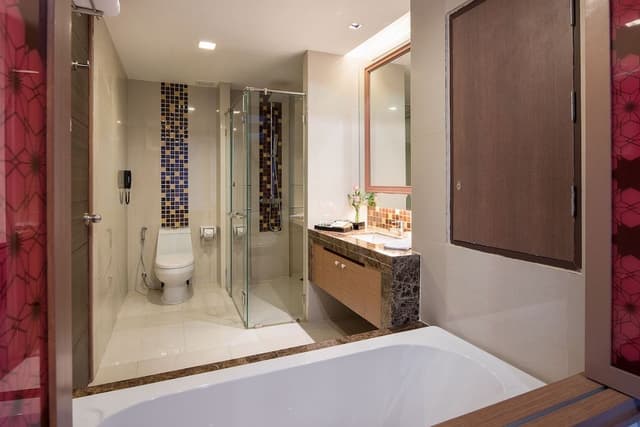 Luxury Room (Main Tower)