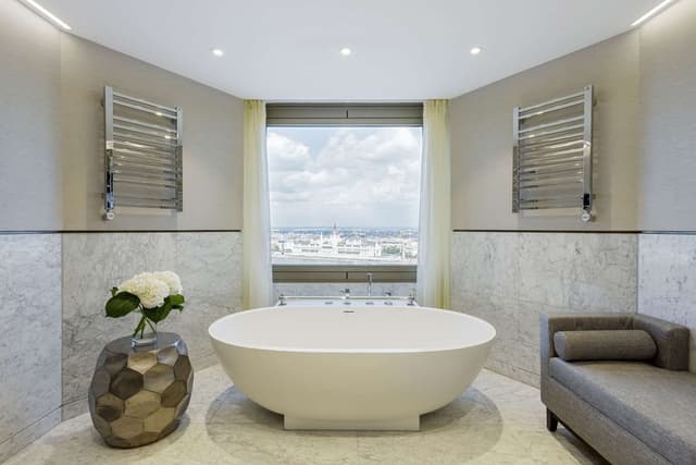 PRESIDENTIAL SUITE WITH DANUBE RIVER VIEW