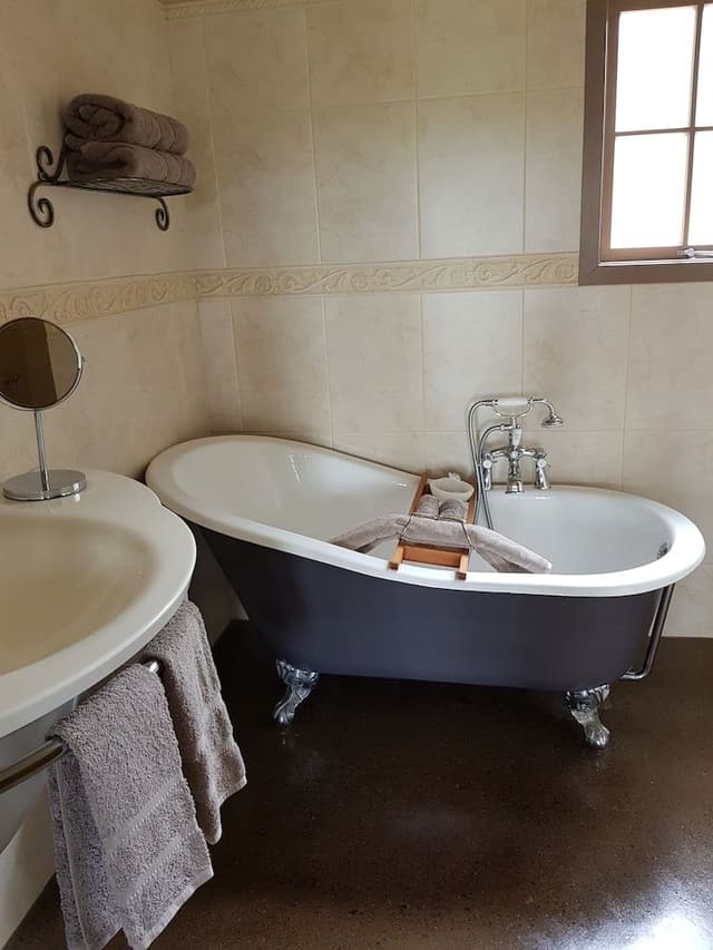 Luxury Cottage, 1 Bedroom, Ensuite, Garden View