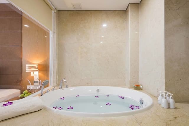 Paradise Suite _ Free Afternoon Tea
