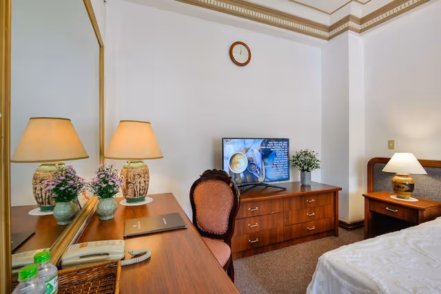 Executive Suite