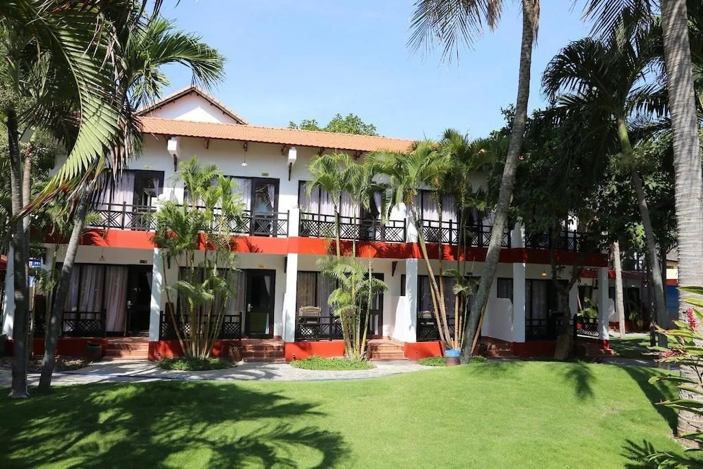 ซันไชน์ บีช รีสอร์ท (Sunshine Beach Resort)3