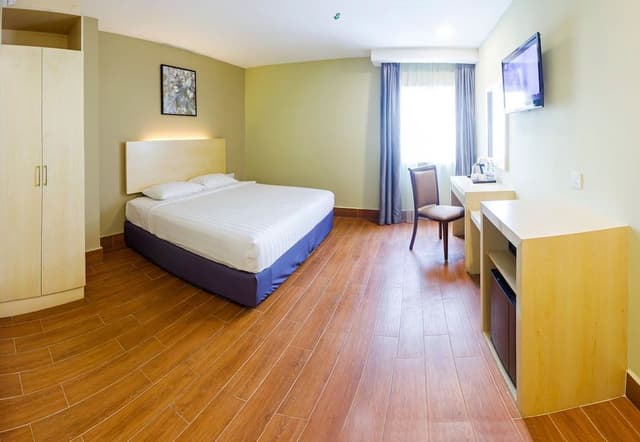 Superior Room, 1 Queen Bed